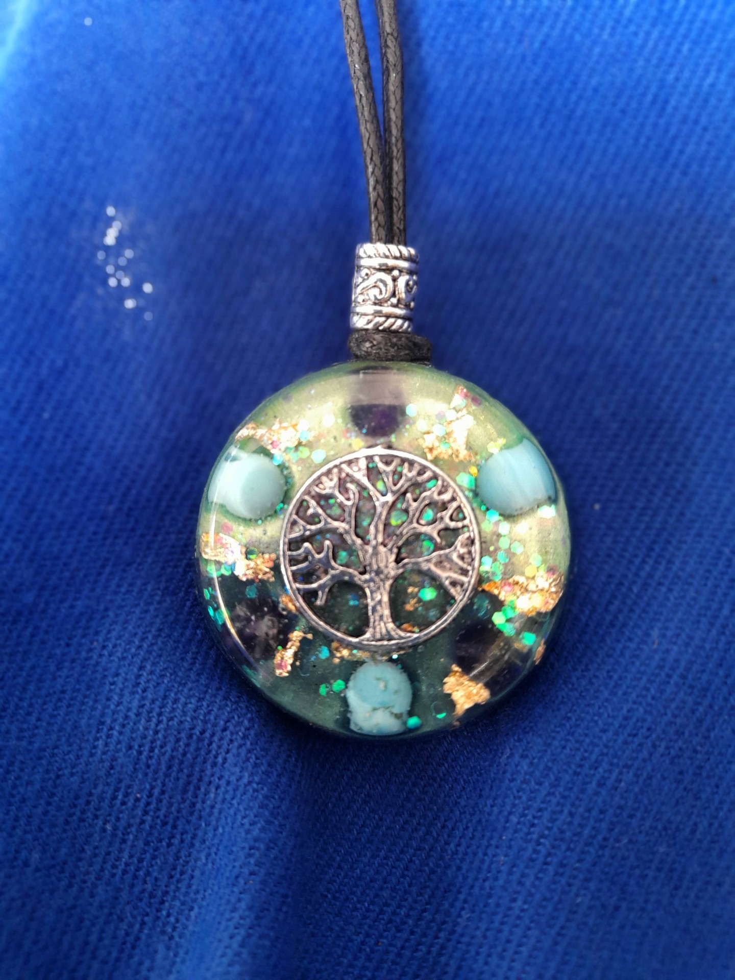 Orgonite petit pendentif rond ' Deep Protection '